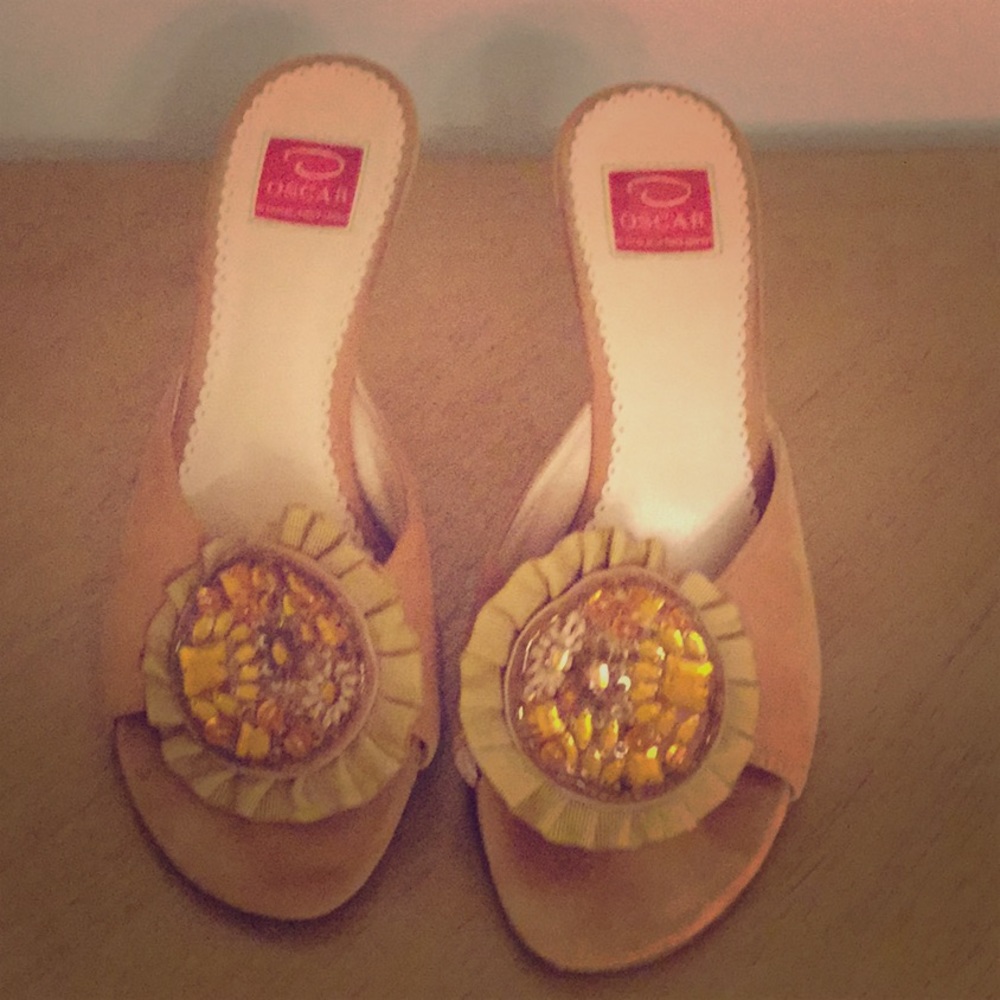 Oscar De La Renta vintage suede slides.